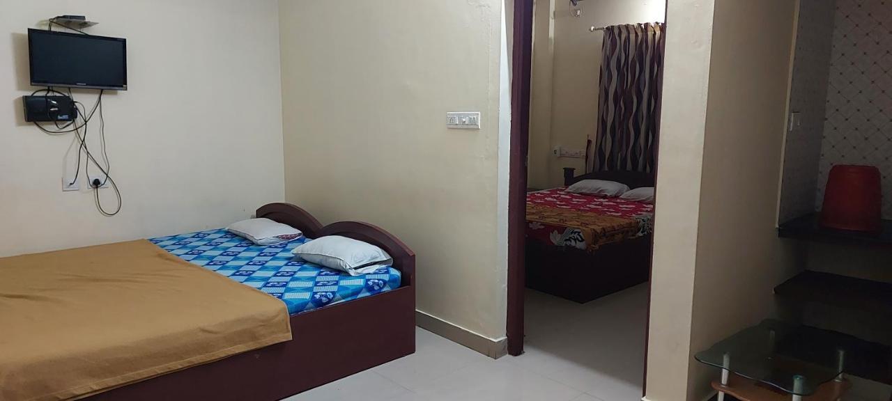 Guruvayur Adithya Экстерьер фото